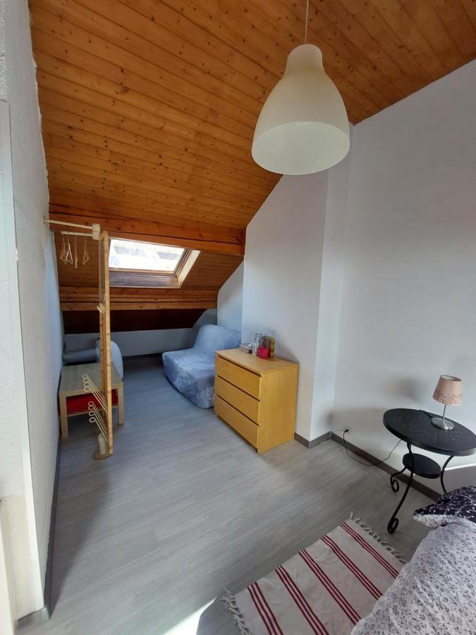 Bed and Breakfast Au Coeur Du Vignoble Sur Bursins Екстер'єр фото