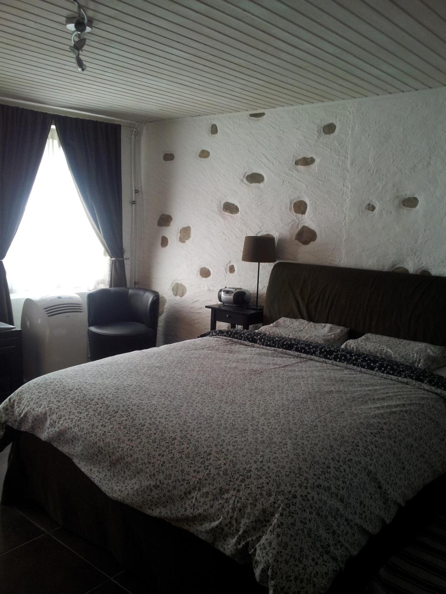 Bed and Breakfast Au Coeur Du Vignoble Sur Bursins Екстер'єр фото